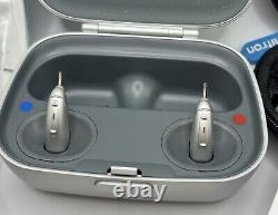 2 Unitron Modi Jump R Behind The Ear BTE Hearing Aids Charging Case Bundle