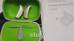 Phonak Bolero Q90-SP Hearing Aids with Case and Accessories Right & Left