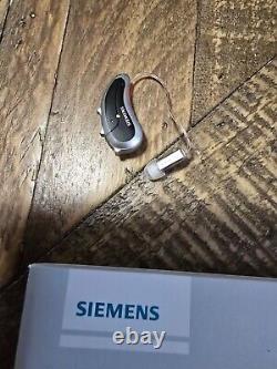 Siemens Pure Binax (Right side) hearing aid Black. Used