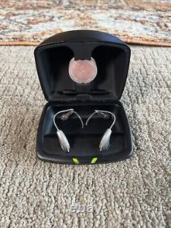 Starkey Evolv AI 1600 Rechargeable Bluetooth Hearing Aids And Charger Clean READ