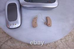 Zounds IMPREZO 20 BTE Hearing System 2 Hearing Aids Charger Remote One Damaged